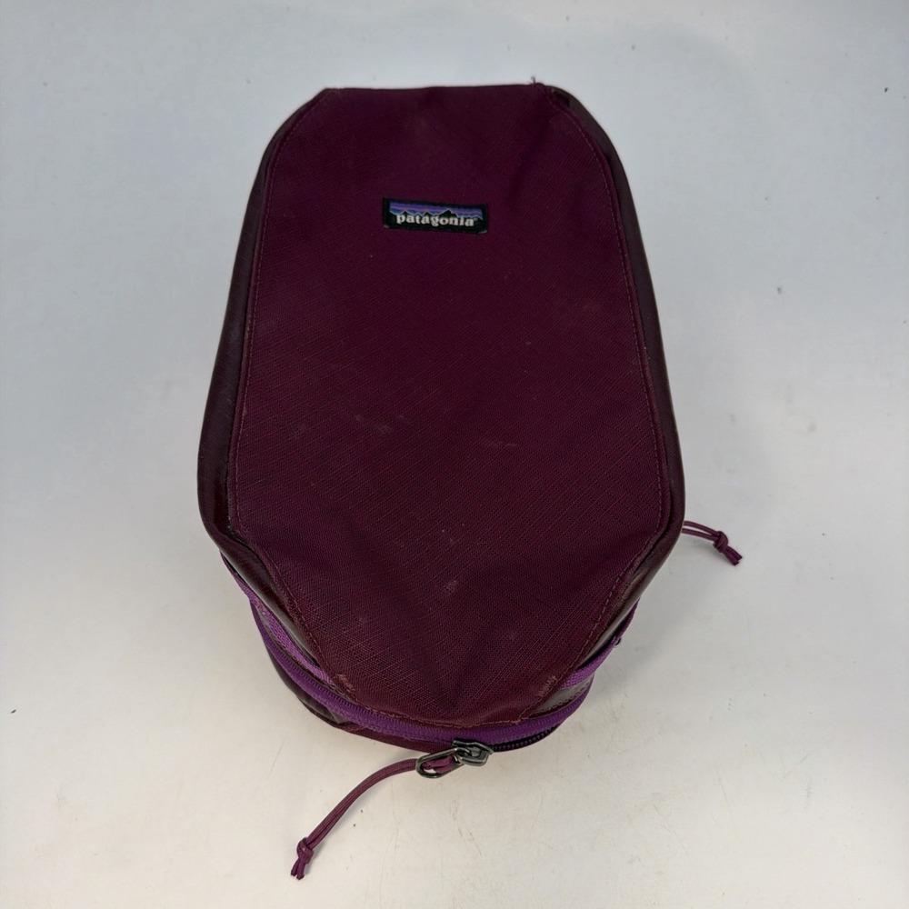Patagonia Purple/teal small accessory bag/bike bag